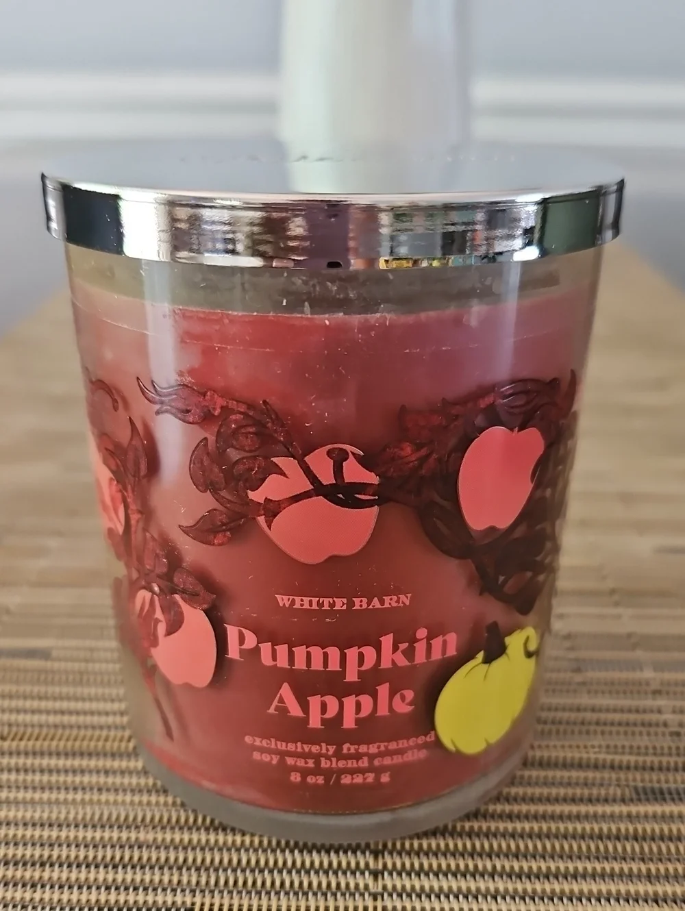 White Barn Pumpkin Apple Candle